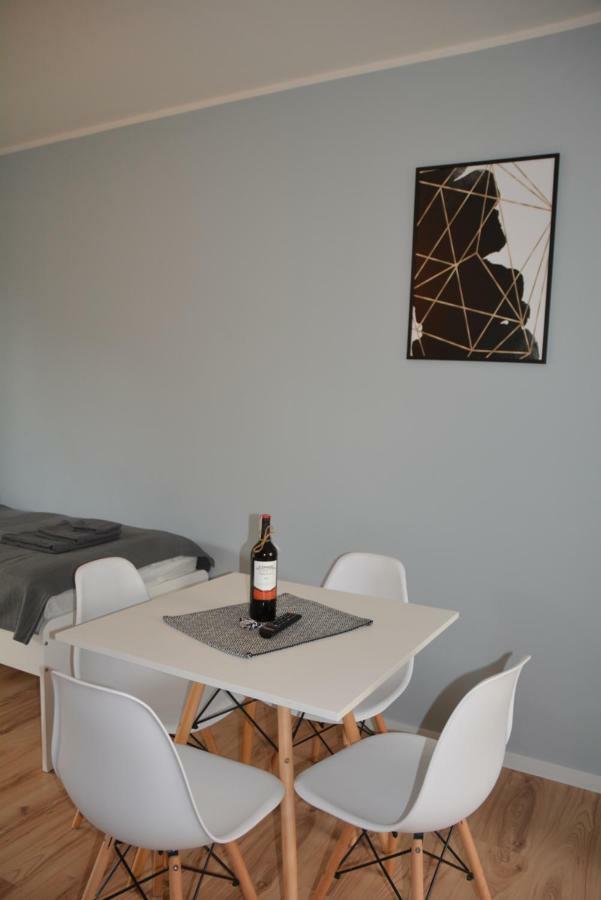 Fibra Flat White Apartment *
